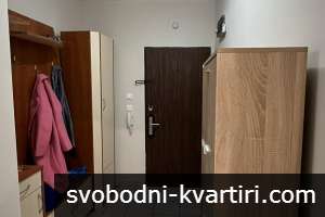 Полигона тристаен апартамент обзаведен #1747983005