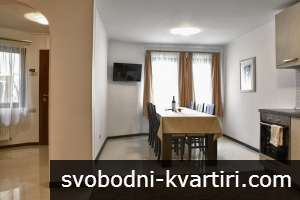 Самостоятелна къща под наем топ център