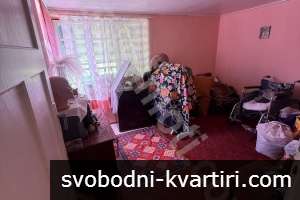 Къща в село Куцина Къща в село Куцина