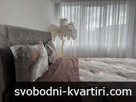 Тристаен апартамент с Гараж Тристаен апартамент с Гараж
