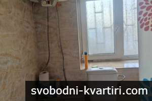 Давам под наем самостоятелна стая със санитарен възел К.Париж Давам под наем самостоятелна стая със санитарен възел К.Париж