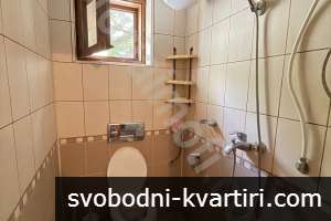Апартамент с три спални в топ център