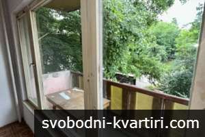 Тристаен апартамент в кв. Кючук Париж, Пловдив. Тристаен апартамент в кв. Кючук Париж, Пловдив.