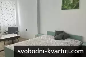 Двустаен над Спортната зала