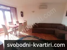 Тристаен апартамент под наем в Старата част