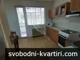 Двустаен апартамент под наем в центъра