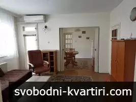 Тристаен апартамент- Варна - Център