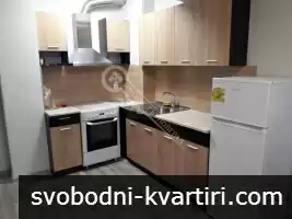 Двустаен апартамент в близост до училище Бачо Киро