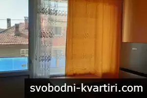 Самостоятелна стая под наем