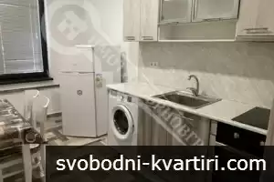 Четиристаен апартамент под наем в центъра