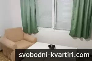 Даваме под наем къща в кв. Прослав