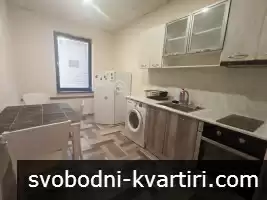 Четиристаен апартамент под наем в центъра