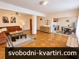 Тристаен апартамент под наем в широк център на град Благоевград