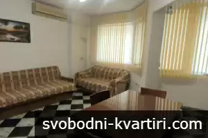 Дава се под наем двустаен апартамент в Центъра