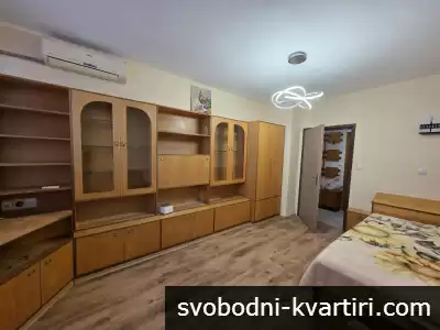 Двустаен южен, с голям паркинг, район - магазин Практикер