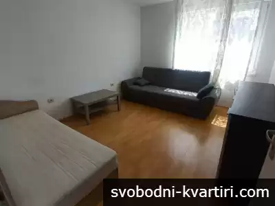 Давам под наем четиристаен-2спални,хол,кухня-трапезария в ЦЕНТЪРА на Пловдив (Каменица-1)-До ВСИ,ПУ,ТУ-до хотел НОРИЗ-55