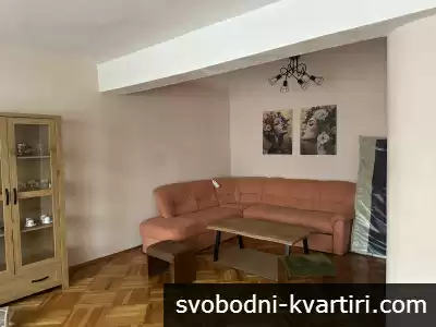 Тристаен апартамент под наем в широк център на град Благоевград