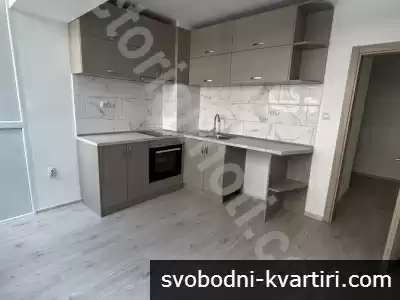 Ремонтиран тристаен апартамент в широкия център