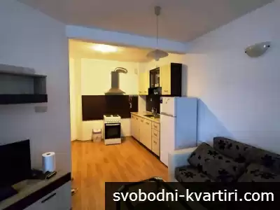 Тристаен в началото на кв. Бузлуджа