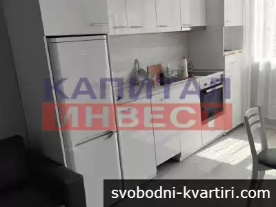 Под наем тристаен апартамент в ИЦ на пешеходната улица