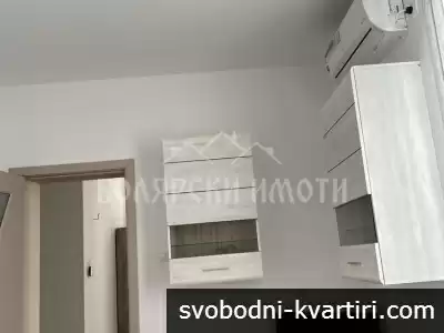 Етаж от къща с двор в близост до Центъра