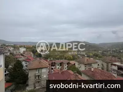 Тристаен апартамент с центъра на гр. Велико Търново 712518