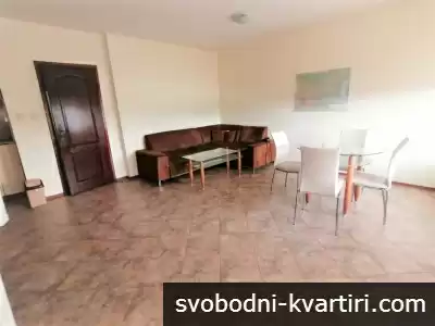 Панорамен тристаен топ център