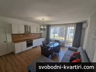 Просторен апартамент с 3 спални под наем в квартал Вароша, Благоевград