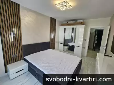 Двустаен апартамент Център