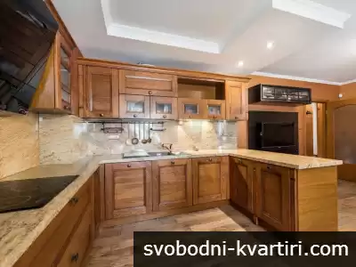 Дава се под наем тристаен апартамент в Гръцка Махала!