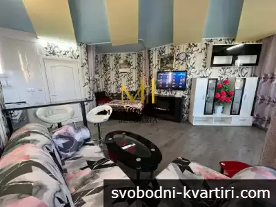 Просторен едностаен апартамент с панорамна гледка в ж.к. Славейков