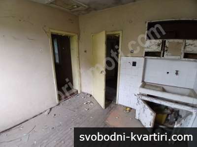 Изгодна къща в Полски Тръмбеш