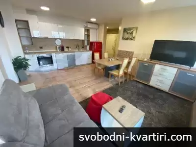 Дава се под наем тристаен апартамент в м-т Зеленика!