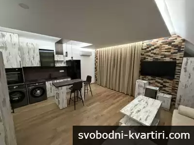 Елегантен пентхаус с джакузи