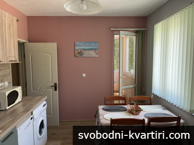 Апартамент Двустаен Лазур