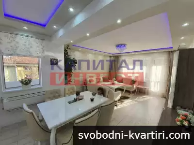 Луксозен Апартамент с три спални в Топ център