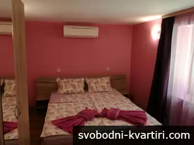 НОЩУВКИ в Самостоятелно Студио „Сияние“ Велико Търново