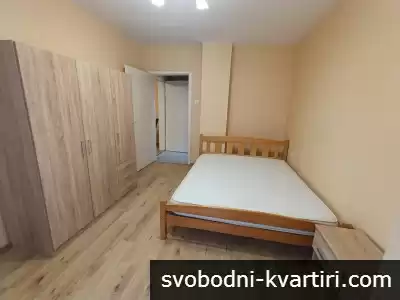 Давам под наем ДВУСТАЕН апартамент в центъра на гр.Пловдив в близост до АМТИИ.Биологическия университет ,семинарията,съд