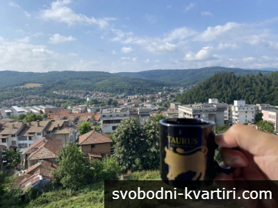 На планина в самостоятелен апартамент “Панорама” гр. Трявна