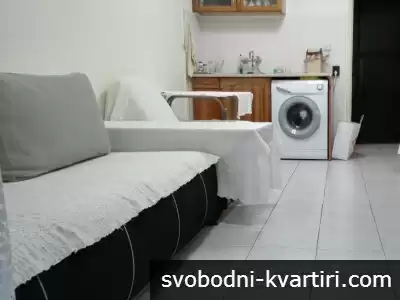 Давам под наем боксониера до пл. Тройката, гр. Бургас
