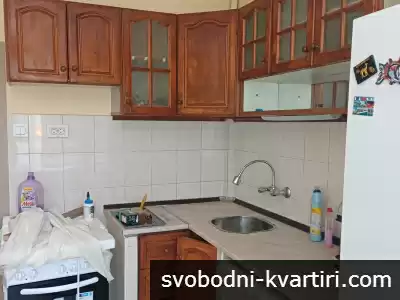Тристаен апартамент под наем-център
