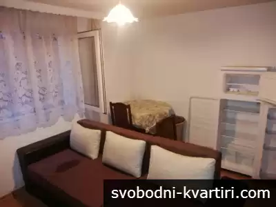 Двустаен апартамент кв.Смирненски партер