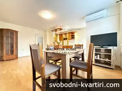Просторен тристаен апартамент до Краснодар в ж.к. Възраждане