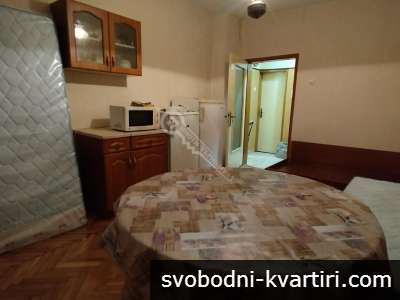 Тристаен апартамент в близост до Нова болница