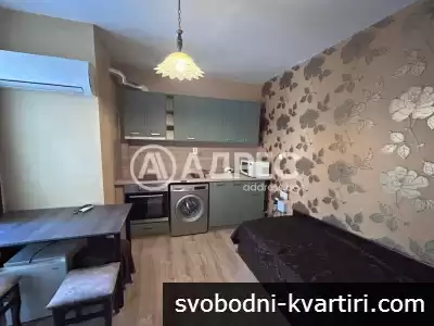 Тристаен апартамент под наем 699768