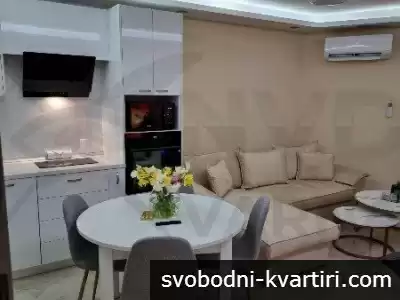 Дава се под наем тристаен апартамент с паркомясто във Възраждане 3!