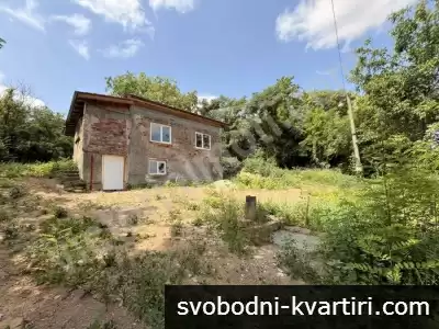 Къща с нов покрив в Горна Оряховица