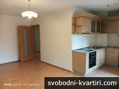 Тристаен апартамент под наем в Идеален център