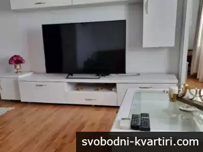 Двустаен апартамент под наем в Гагарин