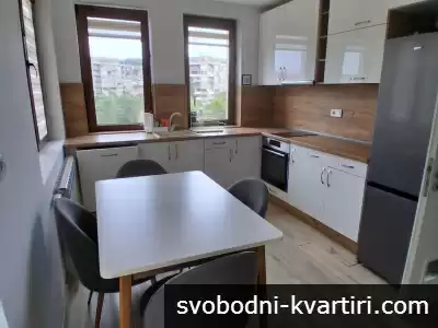 Слънчев тристаен до парк Дружба